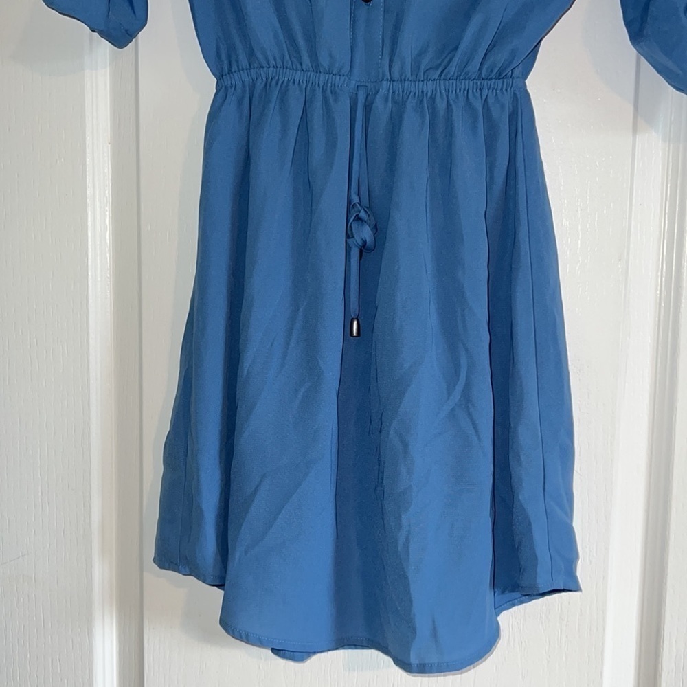 Lightweight casual or dressy light blue dress size XS - Picture 5 of 7